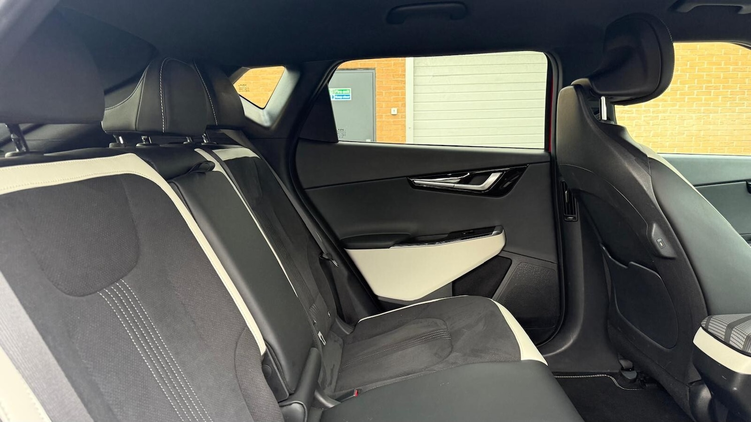 Used Kia EV6 2022 for sale - 76568087: Photo 24