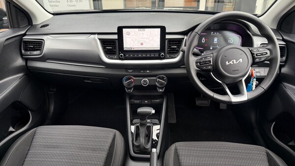 Used Kia Stonic 2025 for sale - 76221740: Photo 15