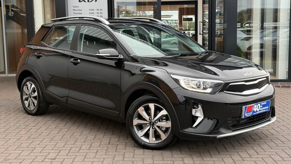 Used Kia Stonic 2025 for sale - 76221740: Photo 2
