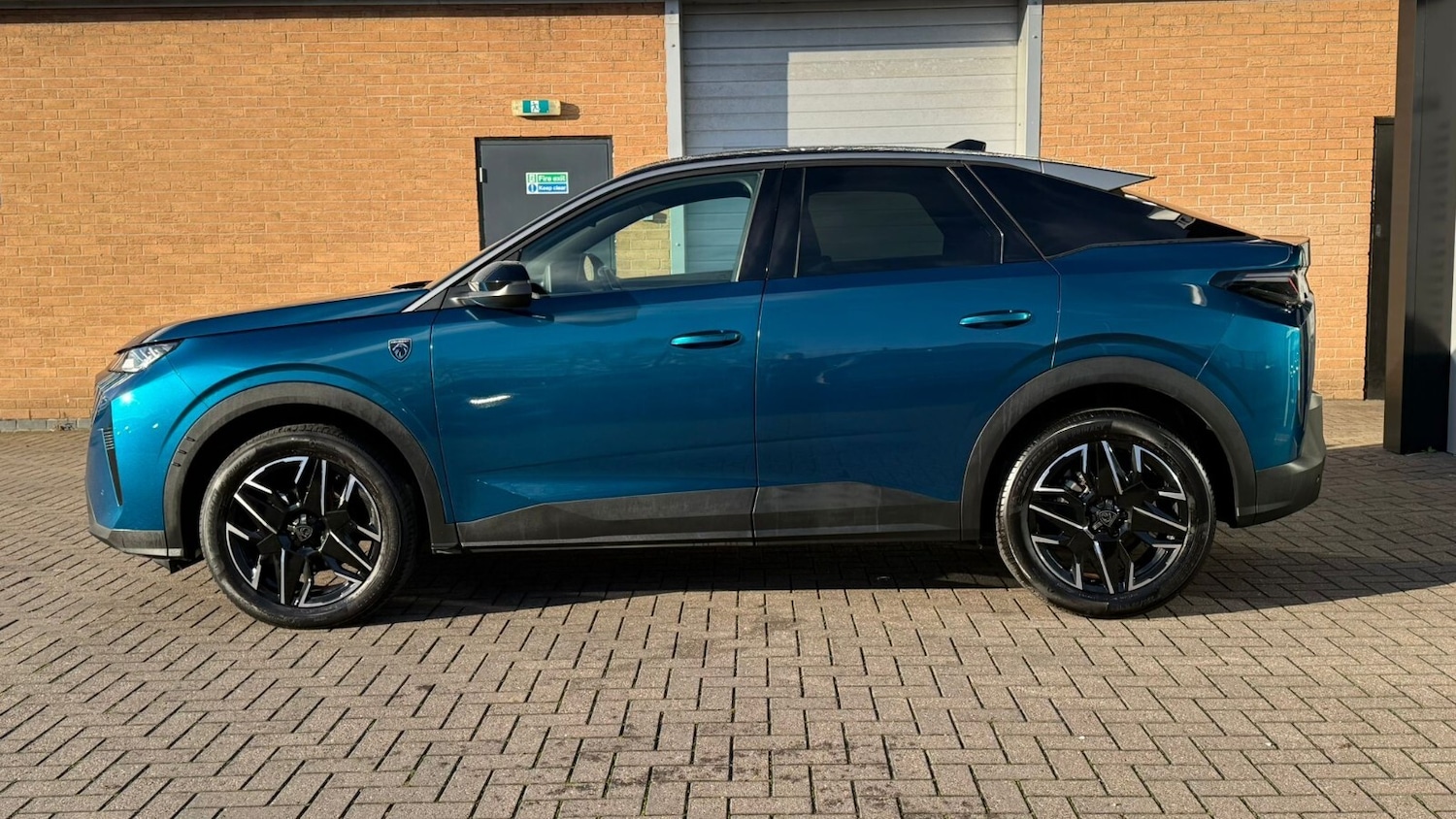 Used Peugeot 3008 2025 for sale - 76615073: Photo 5