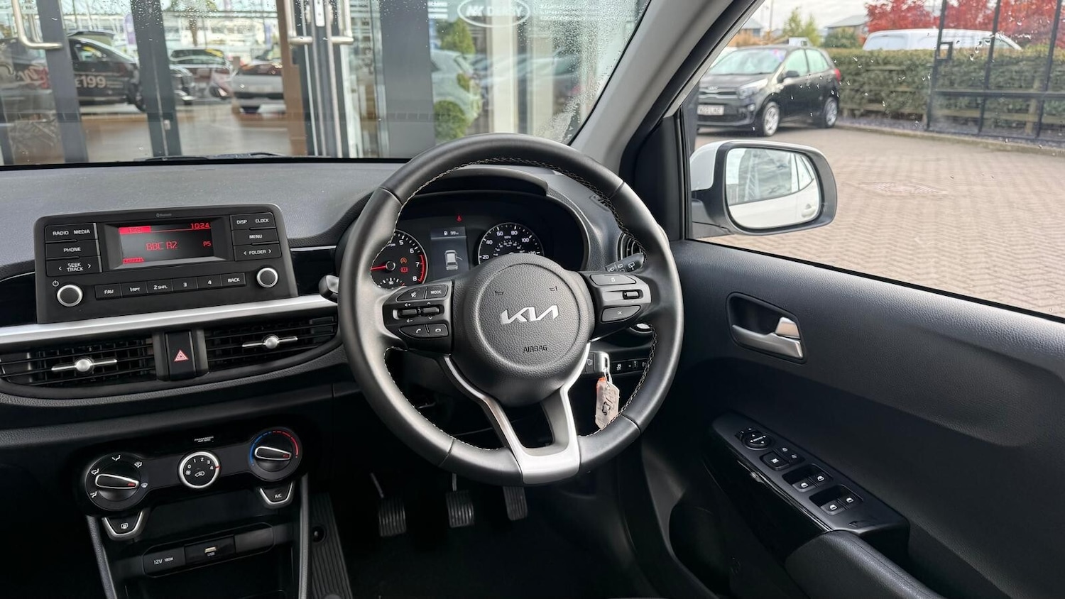 Used Kia Picanto 2023 for sale - 76344130: Photo 15