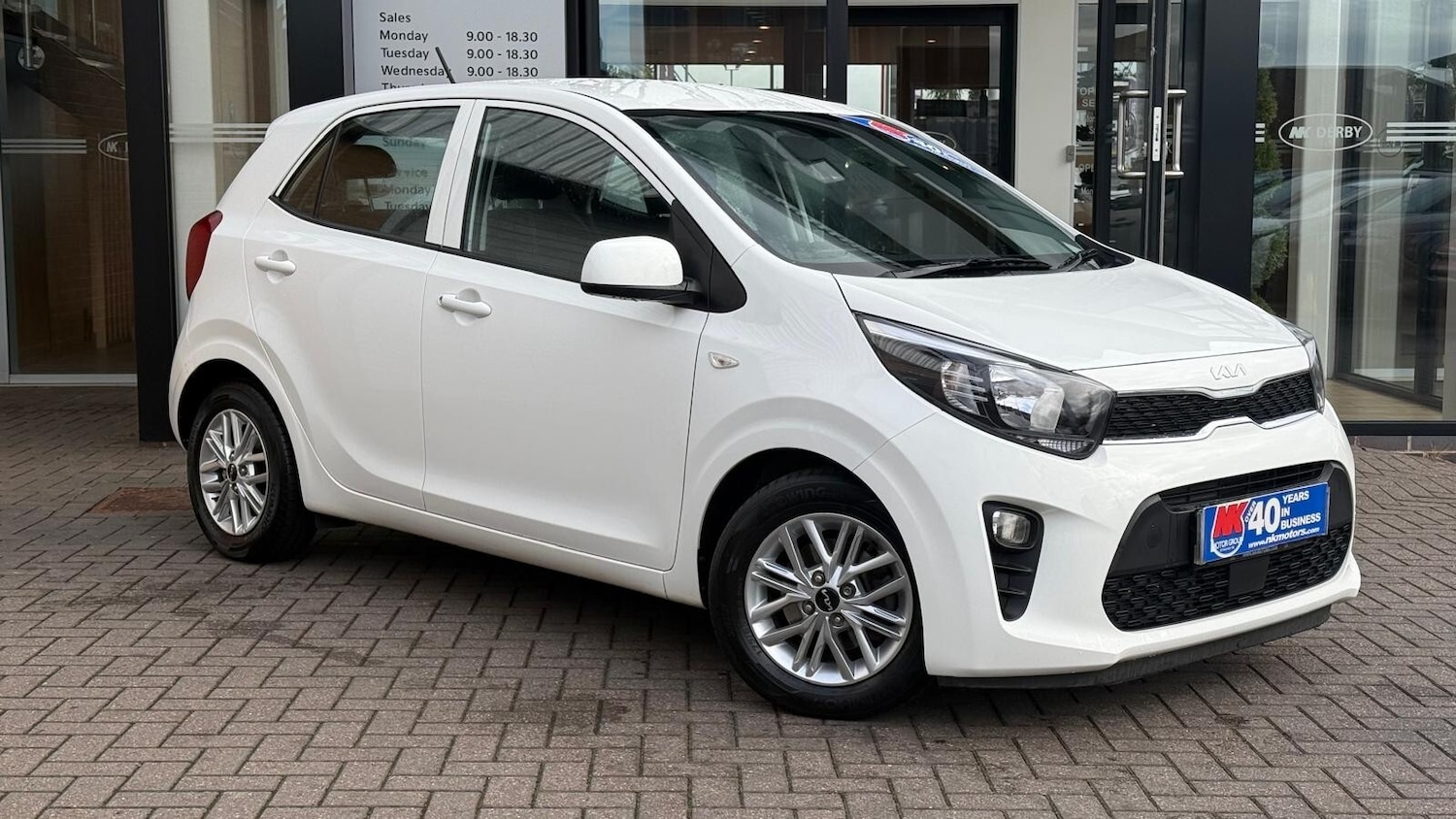 Used Kia Picanto 2023 for sale - 76344130: Photo 2