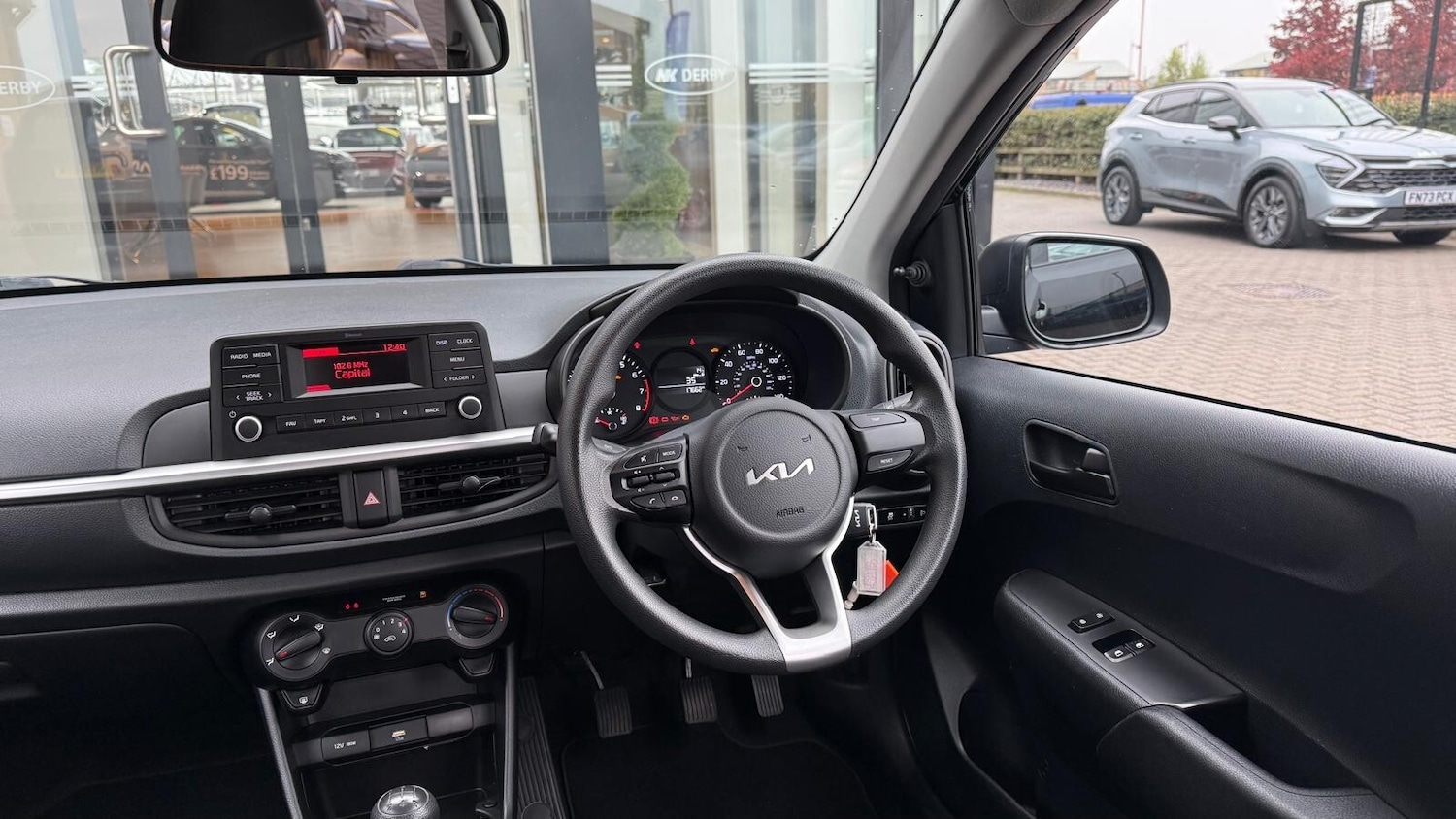 Used Kia Picanto 2022 for sale - 76265683: Photo 15