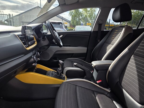 Used Kia Stonic 2023 for sale - 75715415: Photo 22