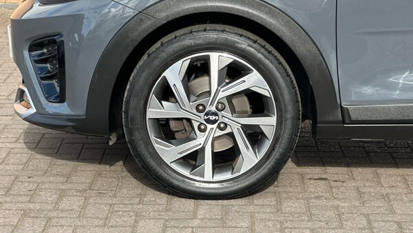 Used Kia Stonic 2022 for sale - 76289977: Photo 12