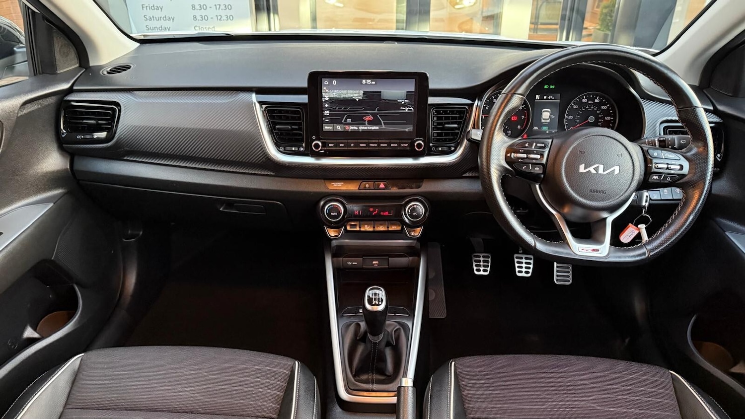 Used Kia Stonic 2023 for sale - 76834935: Photo 15