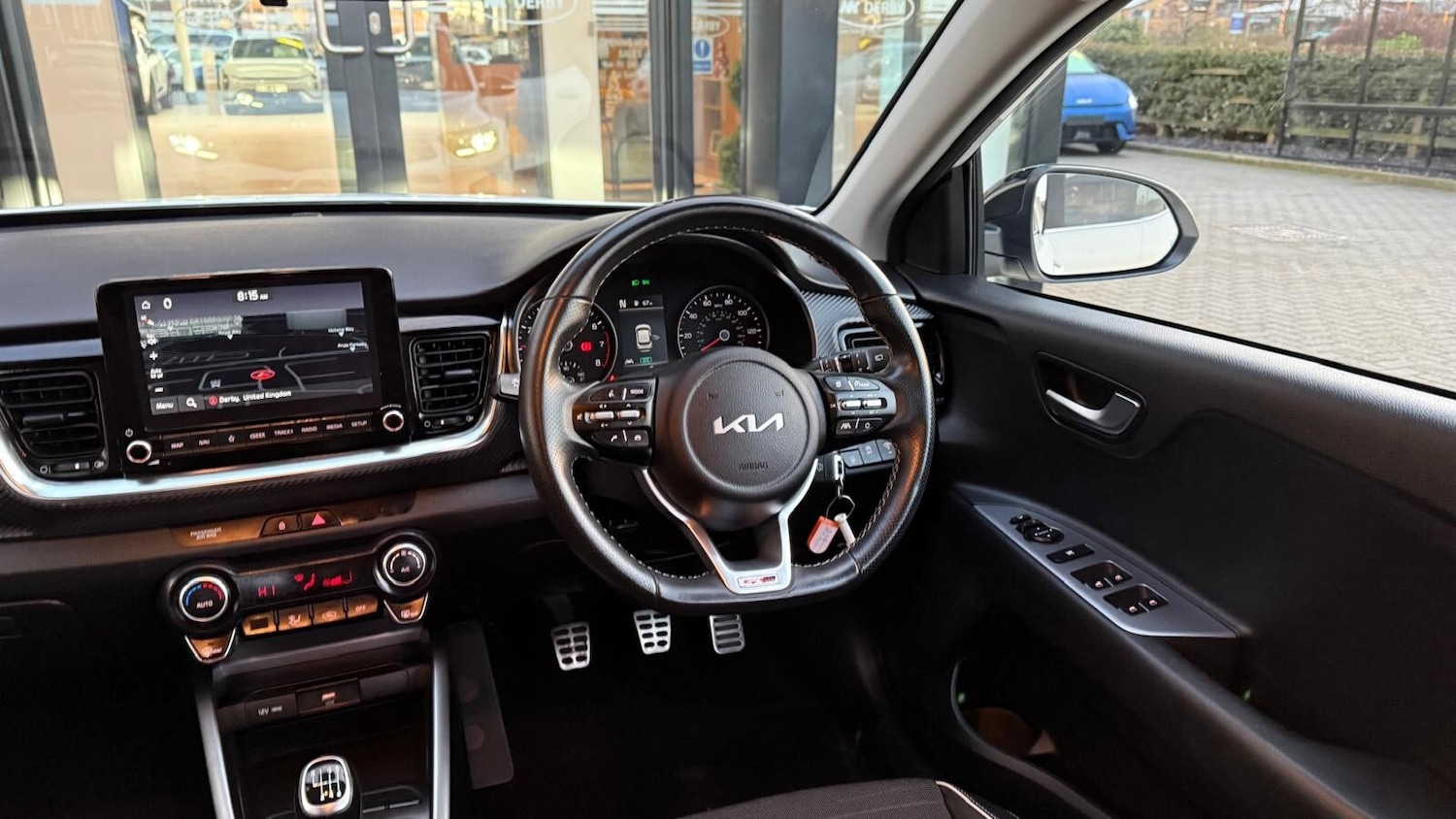 Used Kia Stonic 2023 for sale - 76834935: Photo 16