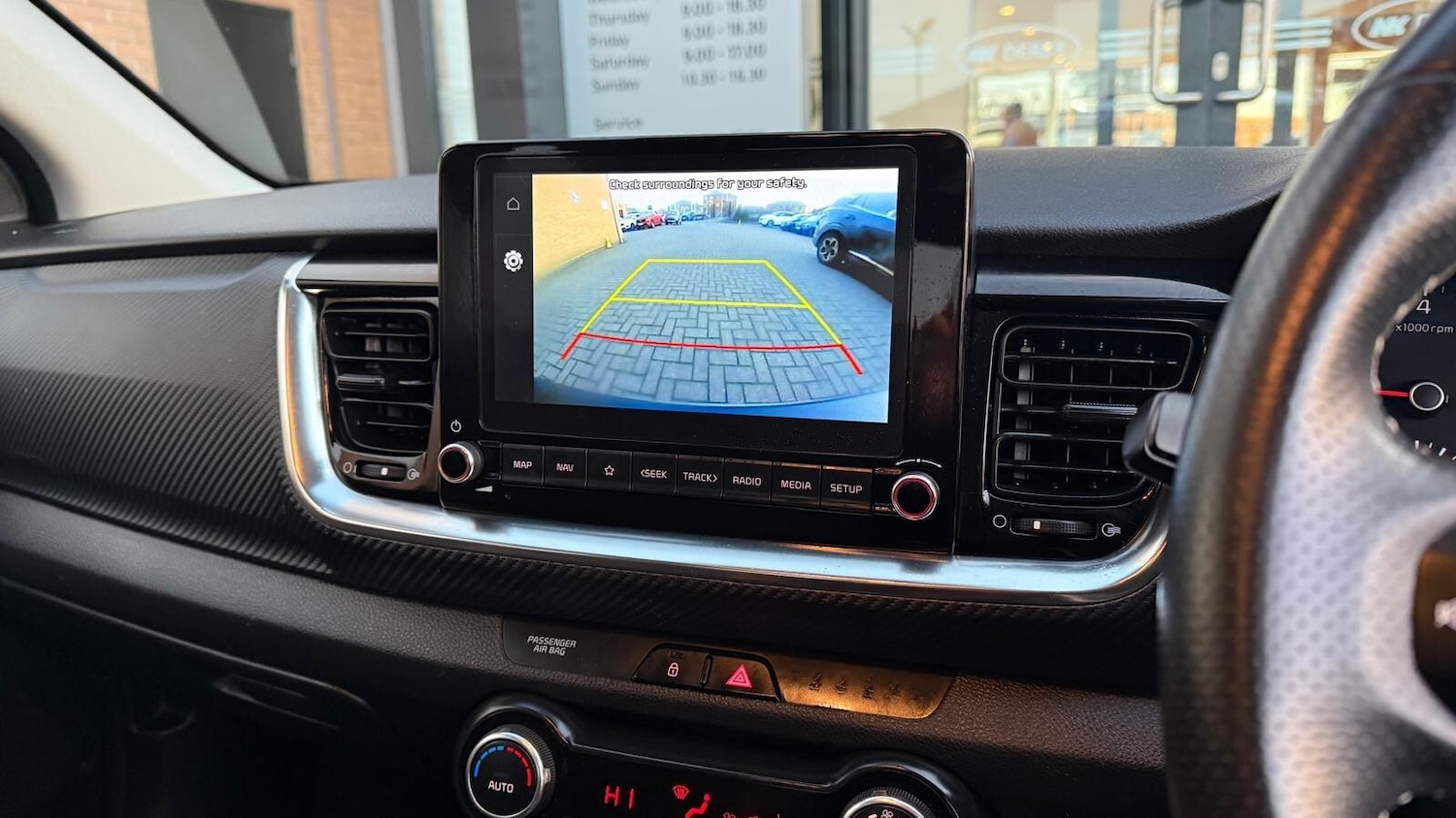 Used Kia Stonic 2023 for sale - 76834935: Photo 20