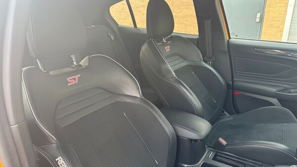 Used Ford Focus 2019 for sale - 76062030: Photo 30