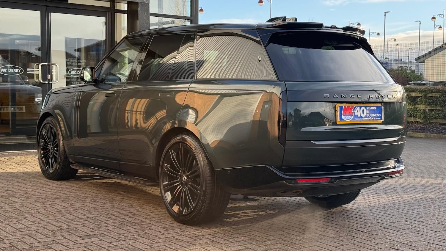 Used Land Rover Range Rover 2025 for sale - 76691610: Photo 12