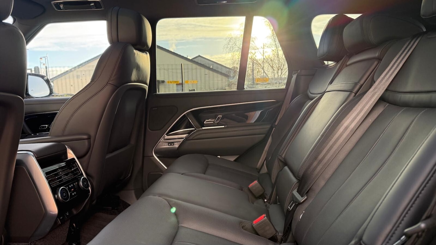 Used Land Rover Range Rover 2025 for sale - 76691610: Photo 36