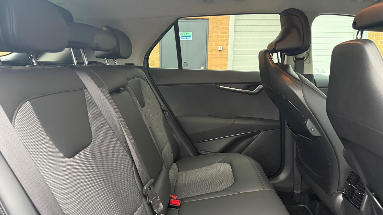 Used Kia Niro 2025 for sale - 76552371: Photo 25