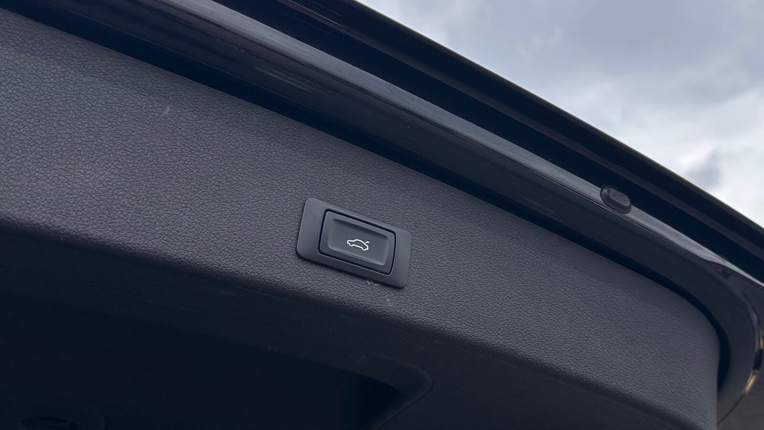 Used Audi Q5 2013 for sale - 76557010: Photo 9