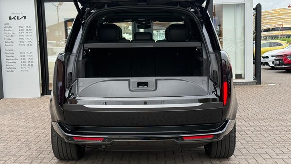 Used Land Rover Range Rover 2025 for sale - 76217032: Photo 11
