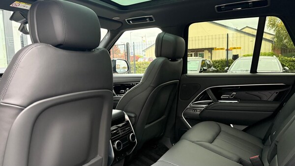 Used Land Rover Range Rover 2025 for sale - 76217032: Photo 43