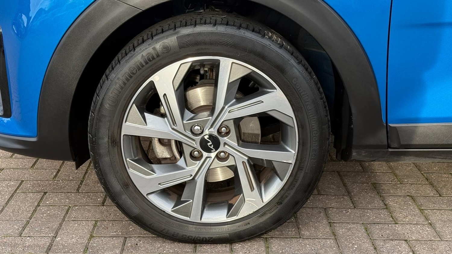 Used Kia Stonic 2024 for sale - 76615200: Photo 14