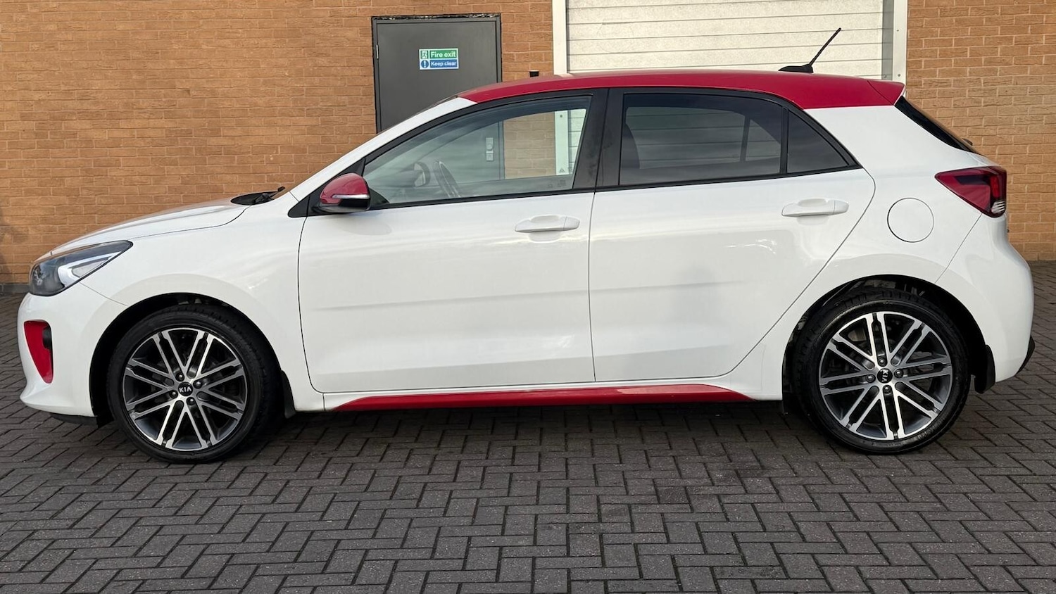 Used Kia Rio 2017 for sale - 76630287: Photo 5