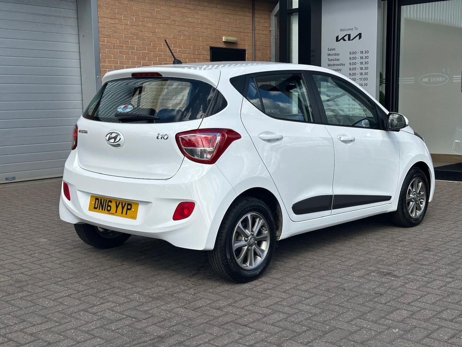 Vehicle 5