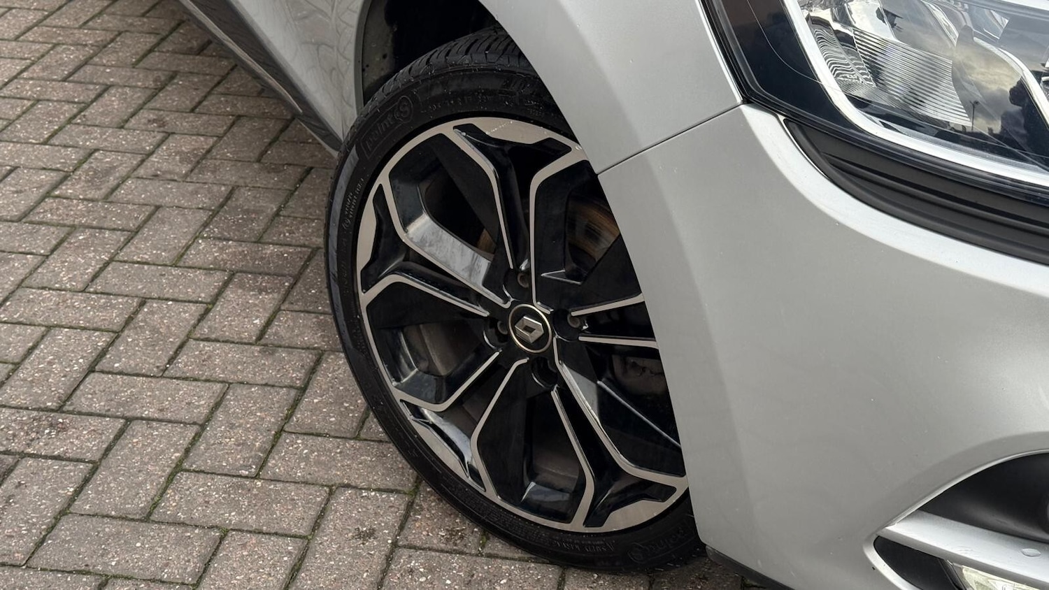 Used Renault Clio 2019 for sale - 76552547: Photo 12