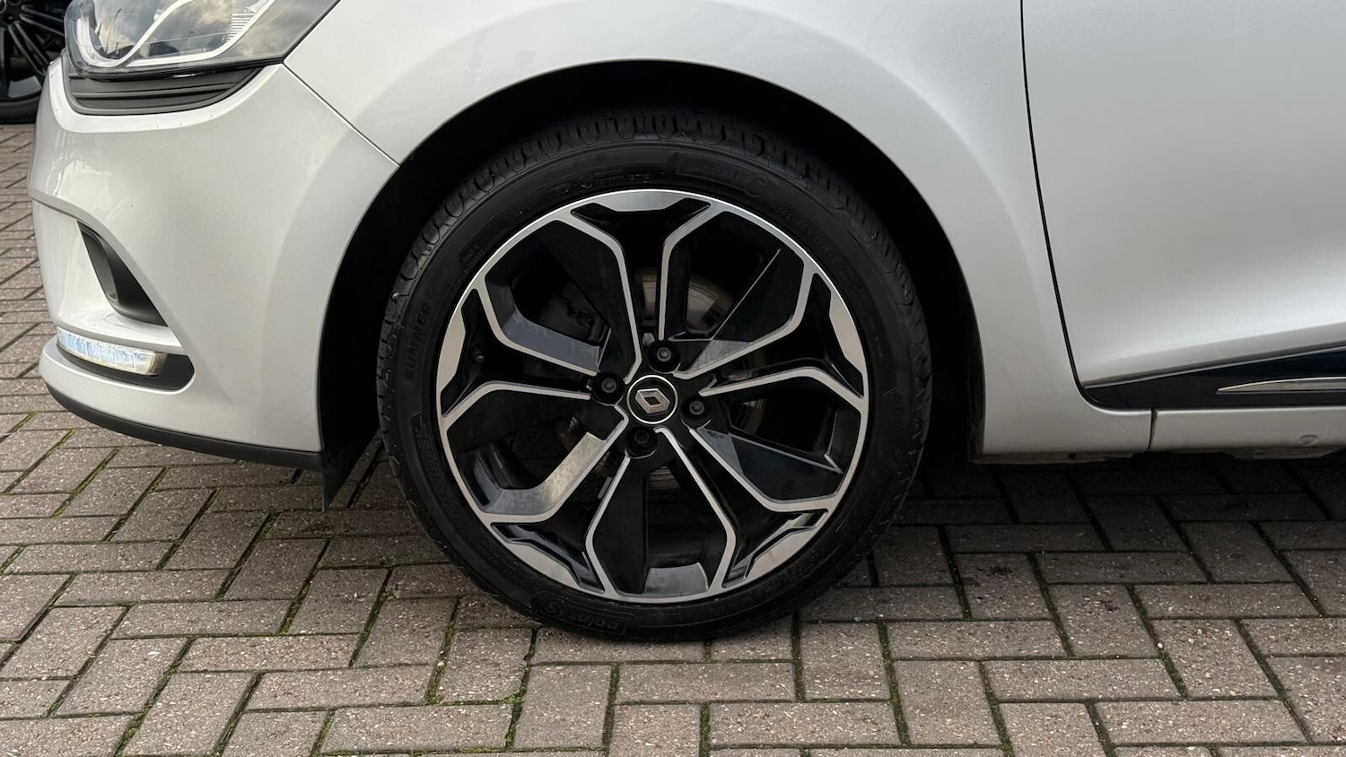 Used Renault Clio 2019 for sale - 76552547: Photo 13