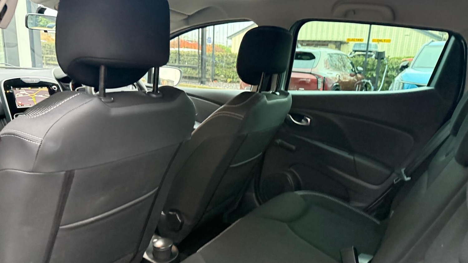 Used Renault Clio 2019 for sale - 76552547: Photo 26