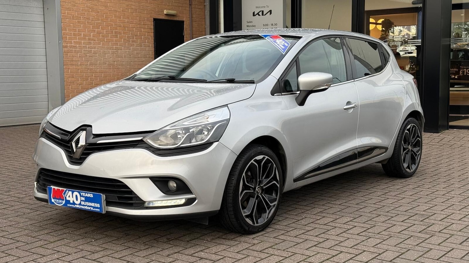 Used Renault Clio 2019 for sale - 76552547: Photo 4