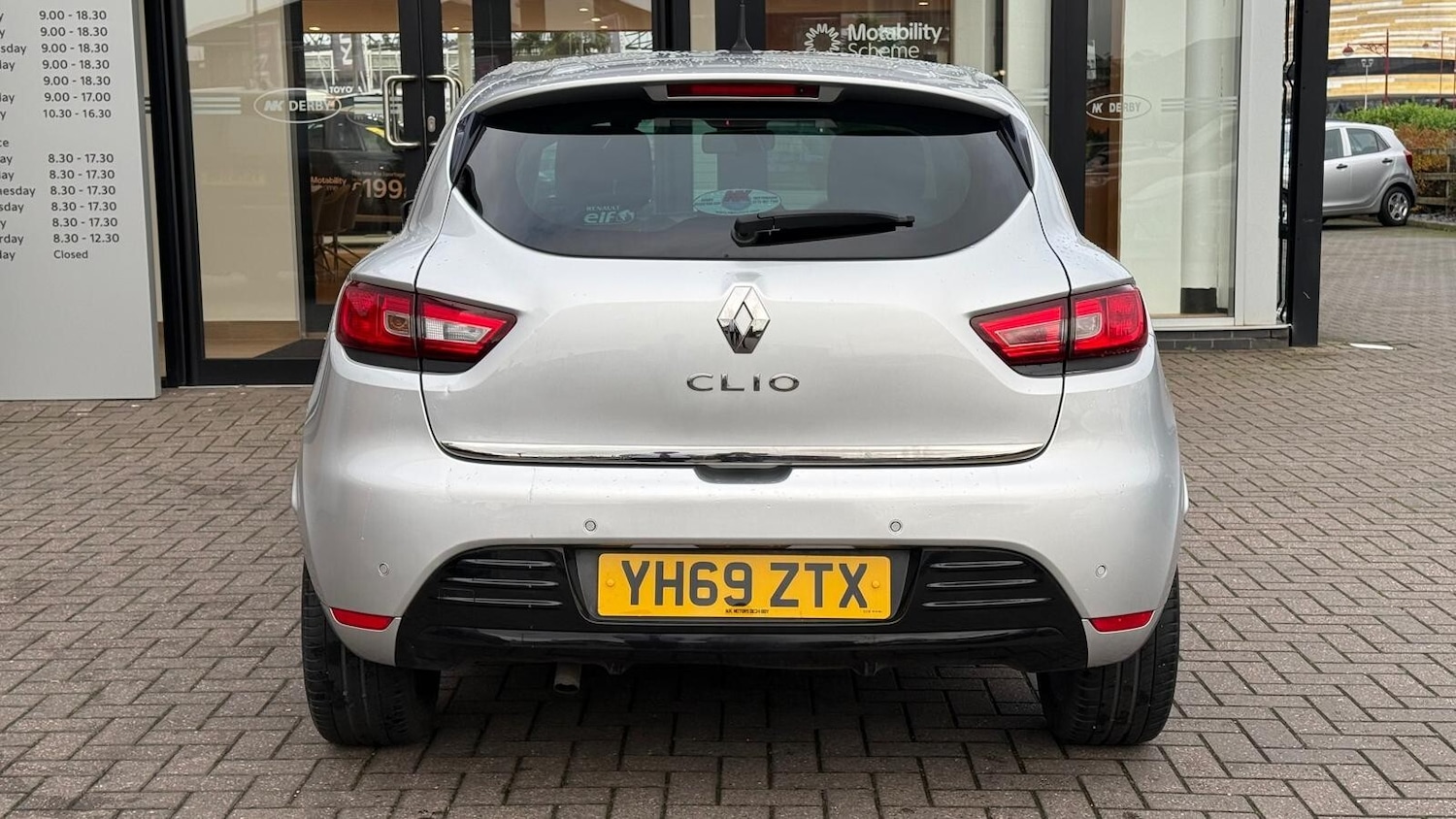 Used Renault Clio 2019 for sale - 76552547: Photo 7