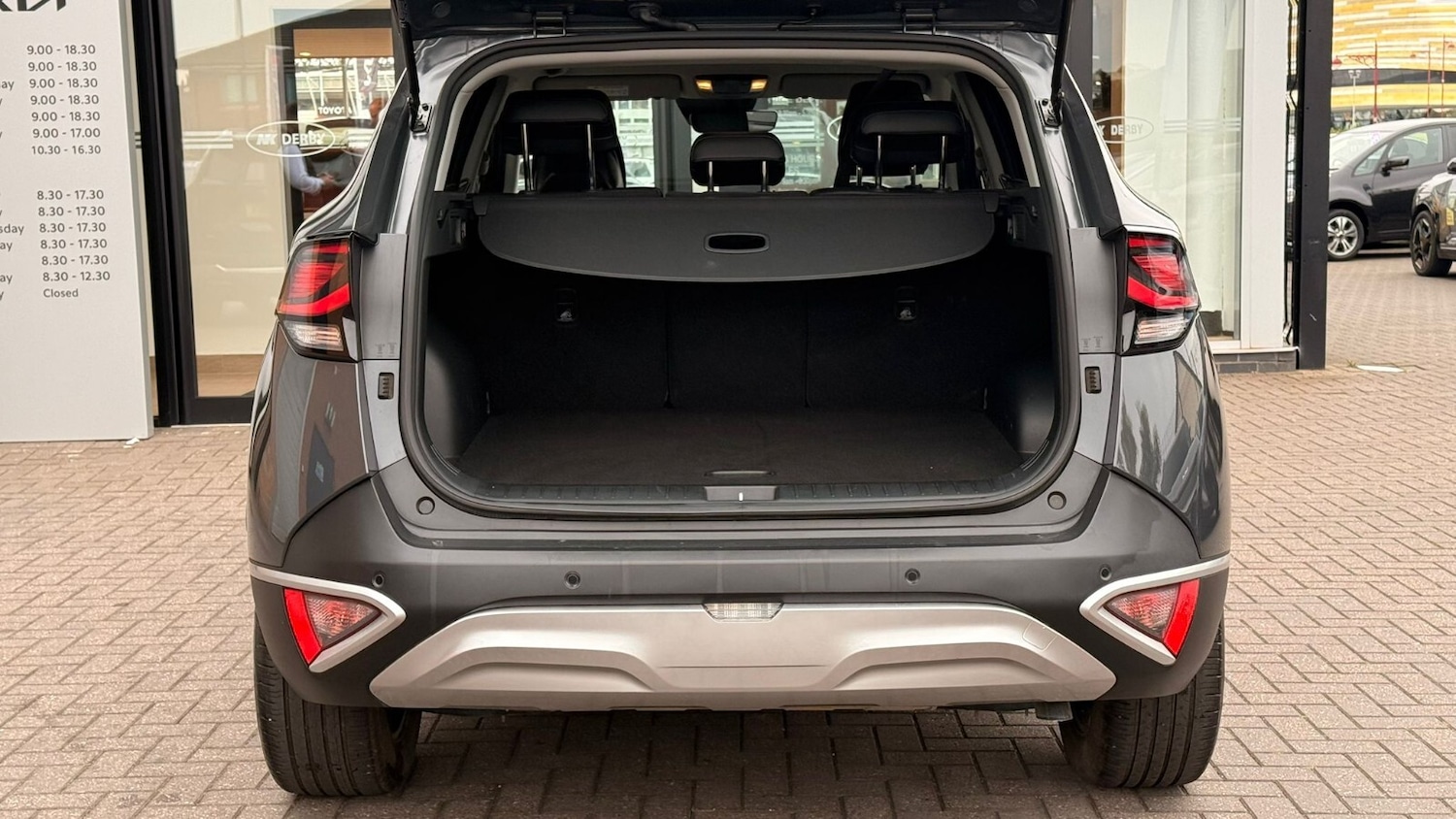 Used Kia Sportage 2023 for sale - 76112259: Photo 8