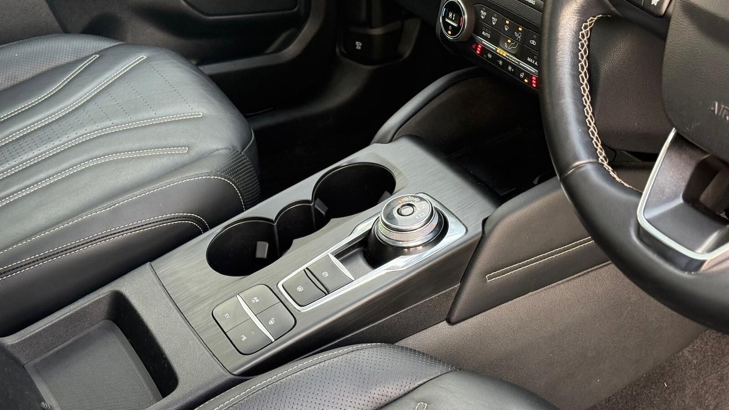 Used Ford Kuga 2020 for sale - 76630282: Photo 21