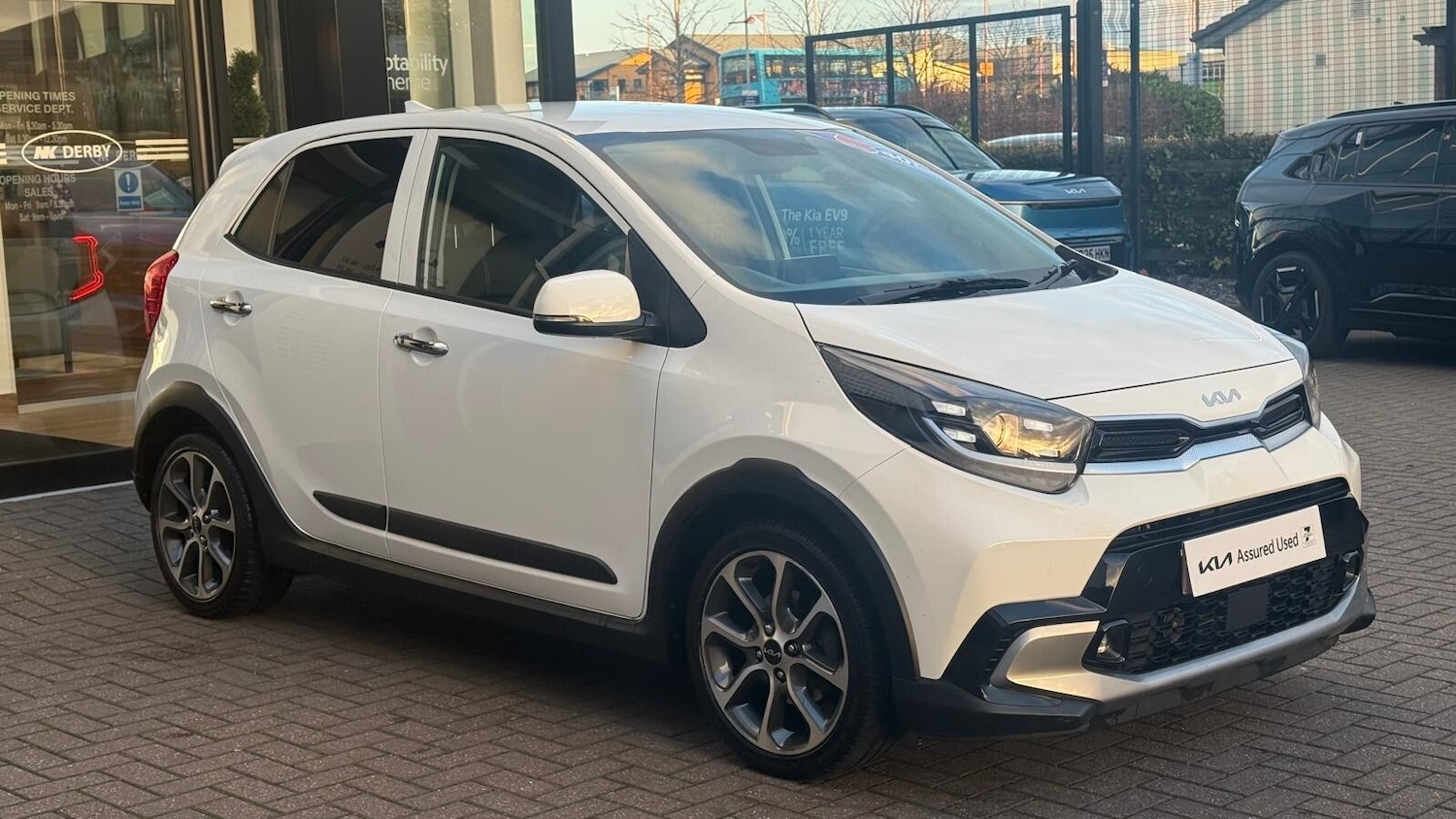 Used Kia Picanto 2023 for sale - 76704492: Photo 10