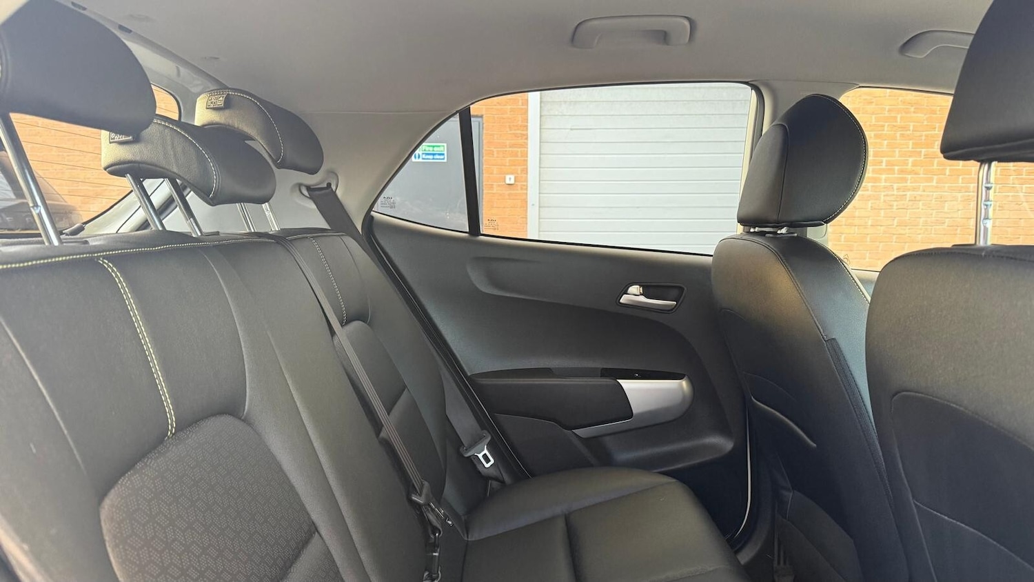 Used Kia Picanto 2023 for sale - 76704492: Photo 24