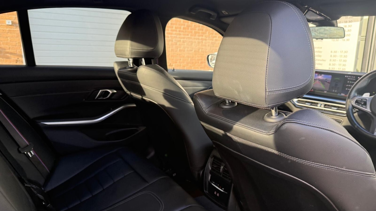 Used BMW 3 Series 2024 for sale - 76400611: Photo 27