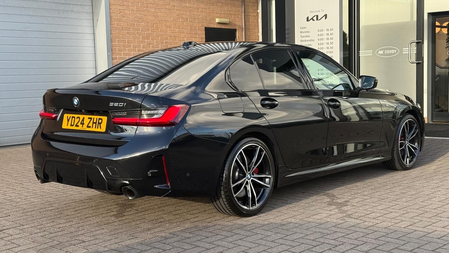 Used BMW 3 Series 2024 for sale - 76400611: Photo 6