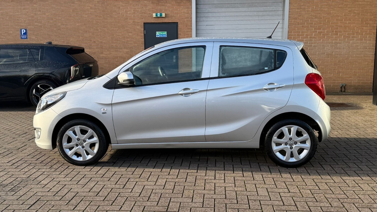 Used Vauxhall Viva 2017 for sale - 76372953: Photo 5