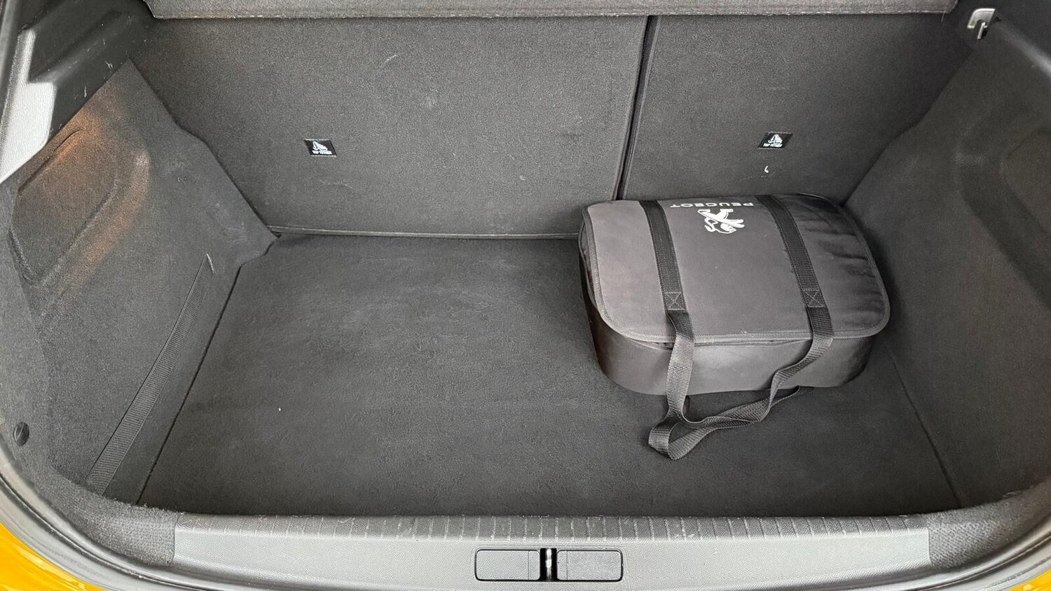 Used Peugeot 208 2021 for sale - 76552363: Photo 10