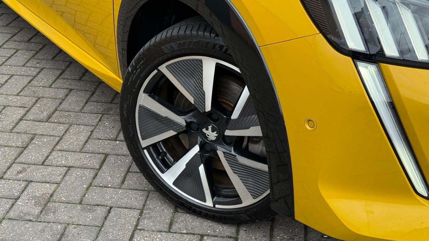 Used Peugeot 208 2021 for sale - 76552363: Photo 14