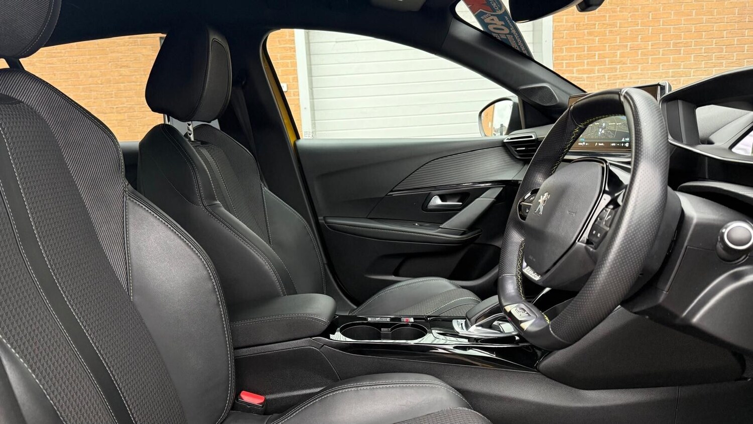 Used Peugeot 208 2021 for sale - 76552363: Photo 25