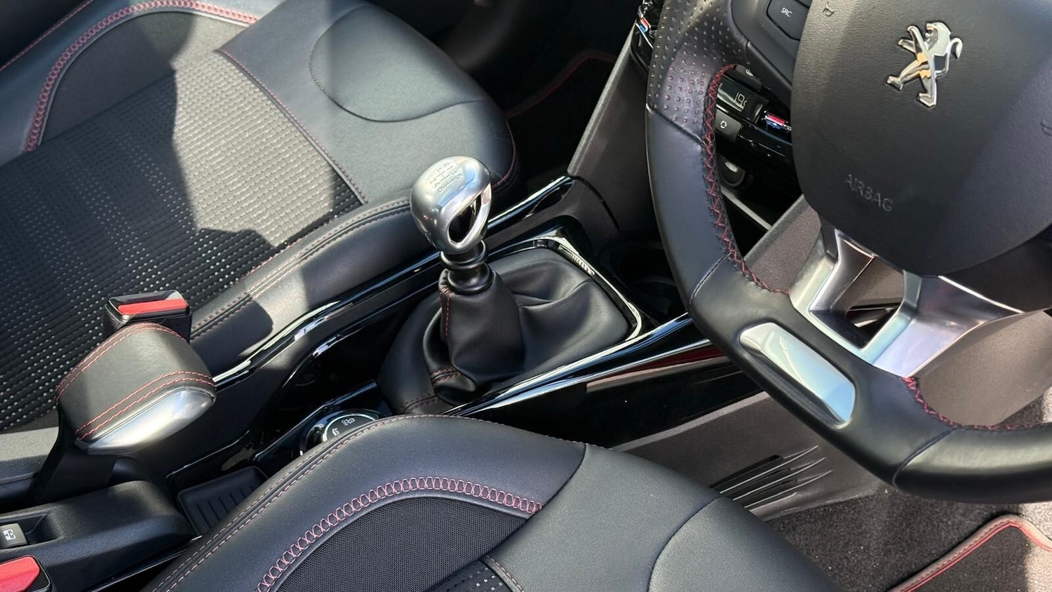 Used Peugeot 2008 2019 for sale - 76393668: Photo 20