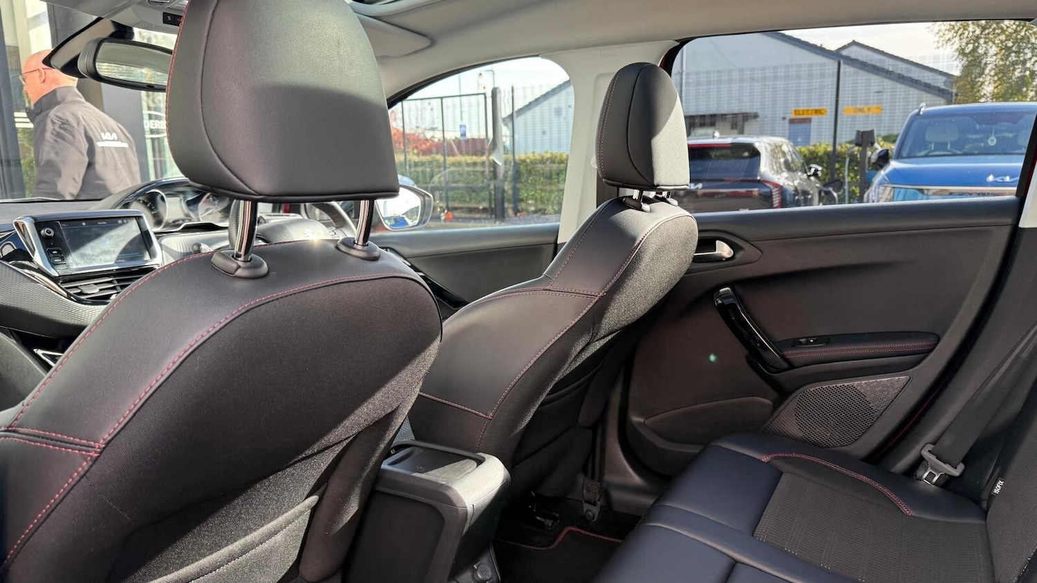 Used Peugeot 2008 2019 for sale - 76393668: Photo 24