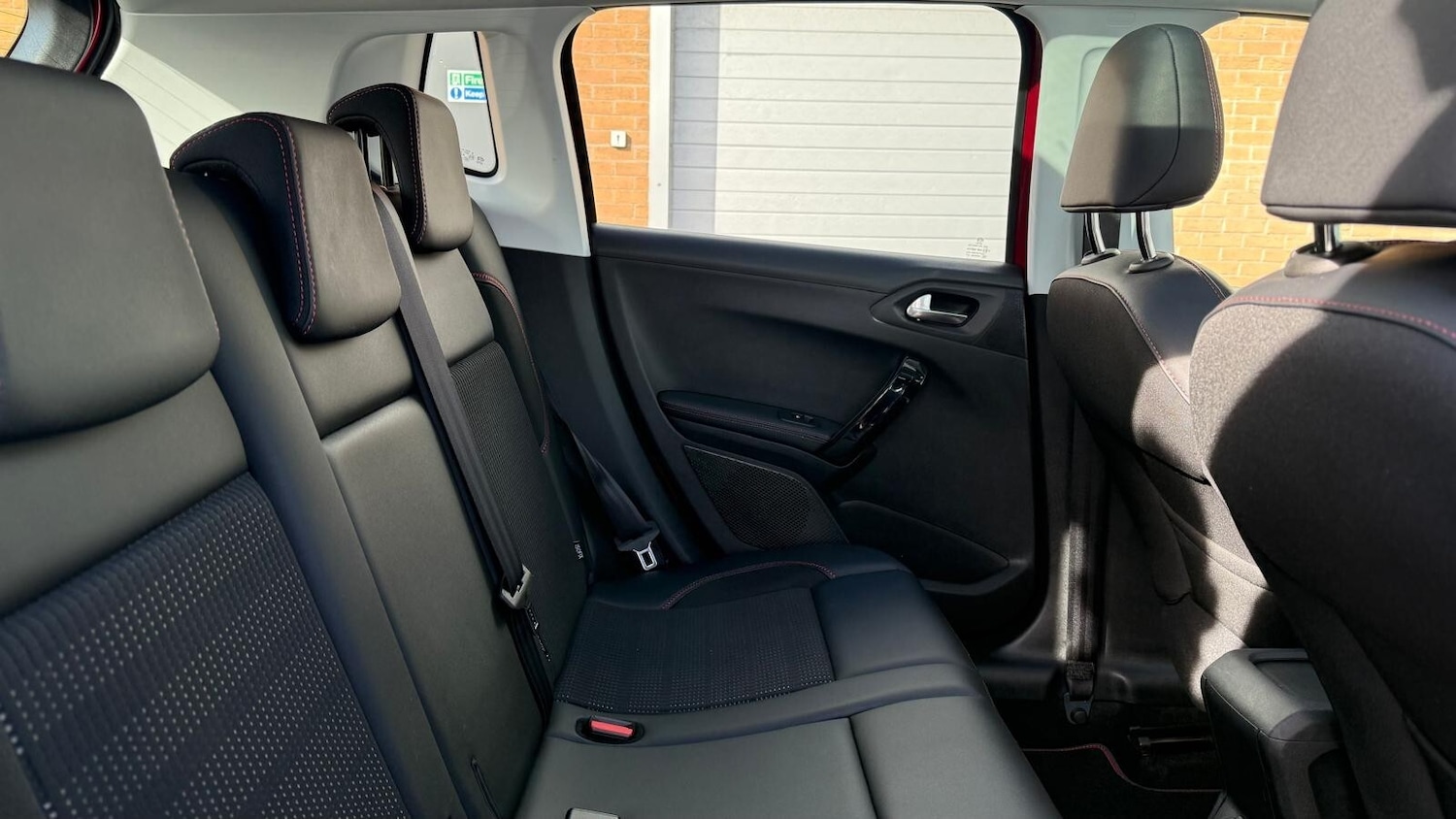 Used Peugeot 2008 2019 for sale - 76393668: Photo 25