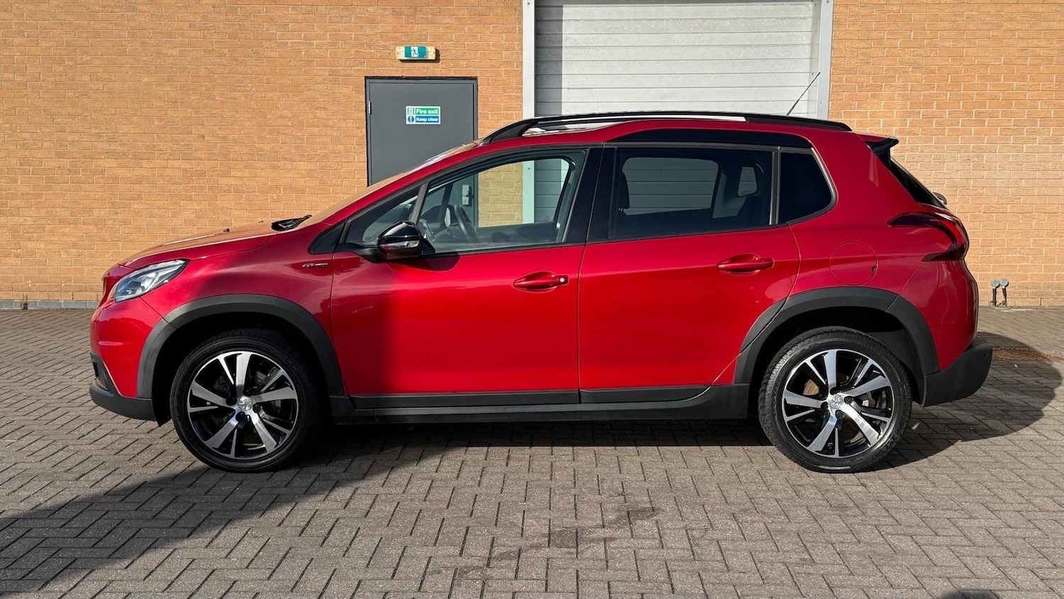 Used Peugeot 2008 2019 for sale - 76393668: Photo 5