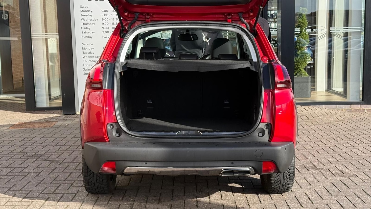 Used Peugeot 2008 2019 for sale - 76393668: Photo 8