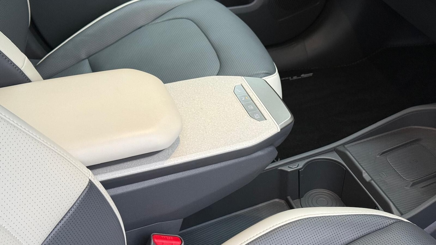 Used Kia EV3 2025 for sale - 76475072: Photo 23