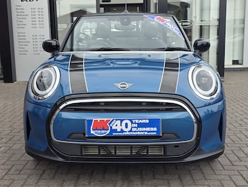 Used MINI Convertible 2023 for sale - 75509642: Photo