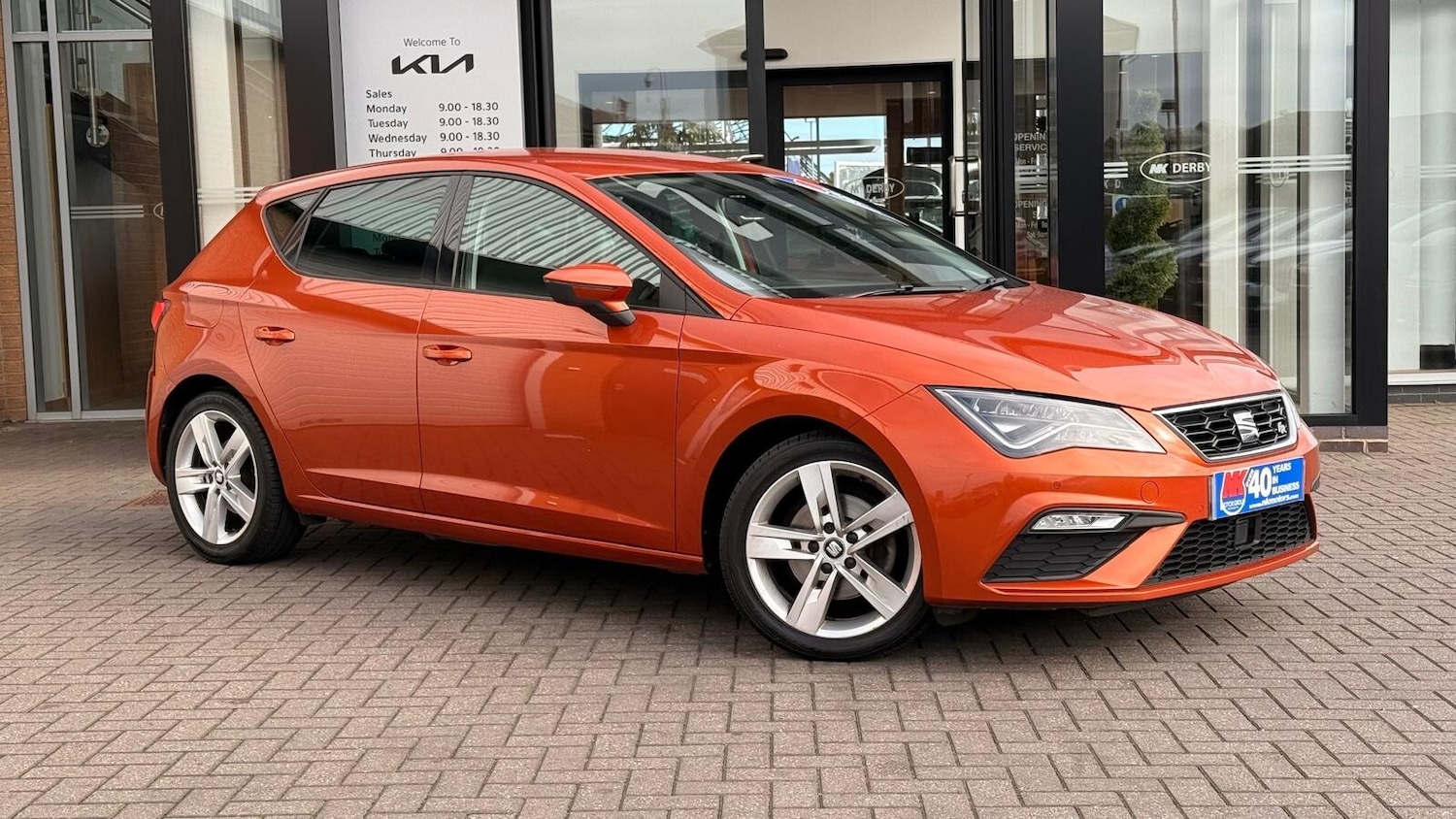 Used SEAT Leon 2019 for sale - 76190970: Photo 2