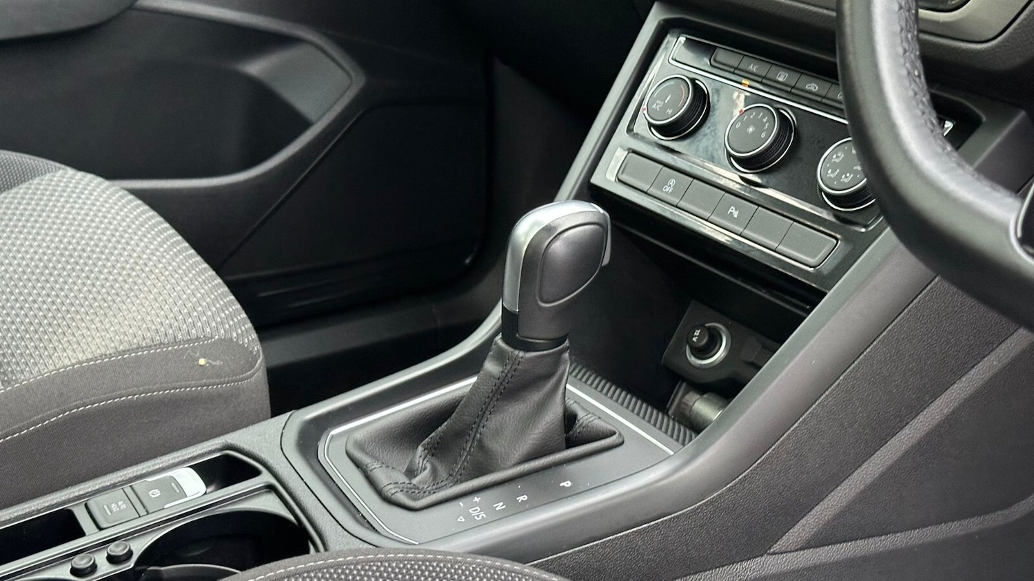 Used Volkswagen Touran 2022 for sale - 76552489: Photo 23