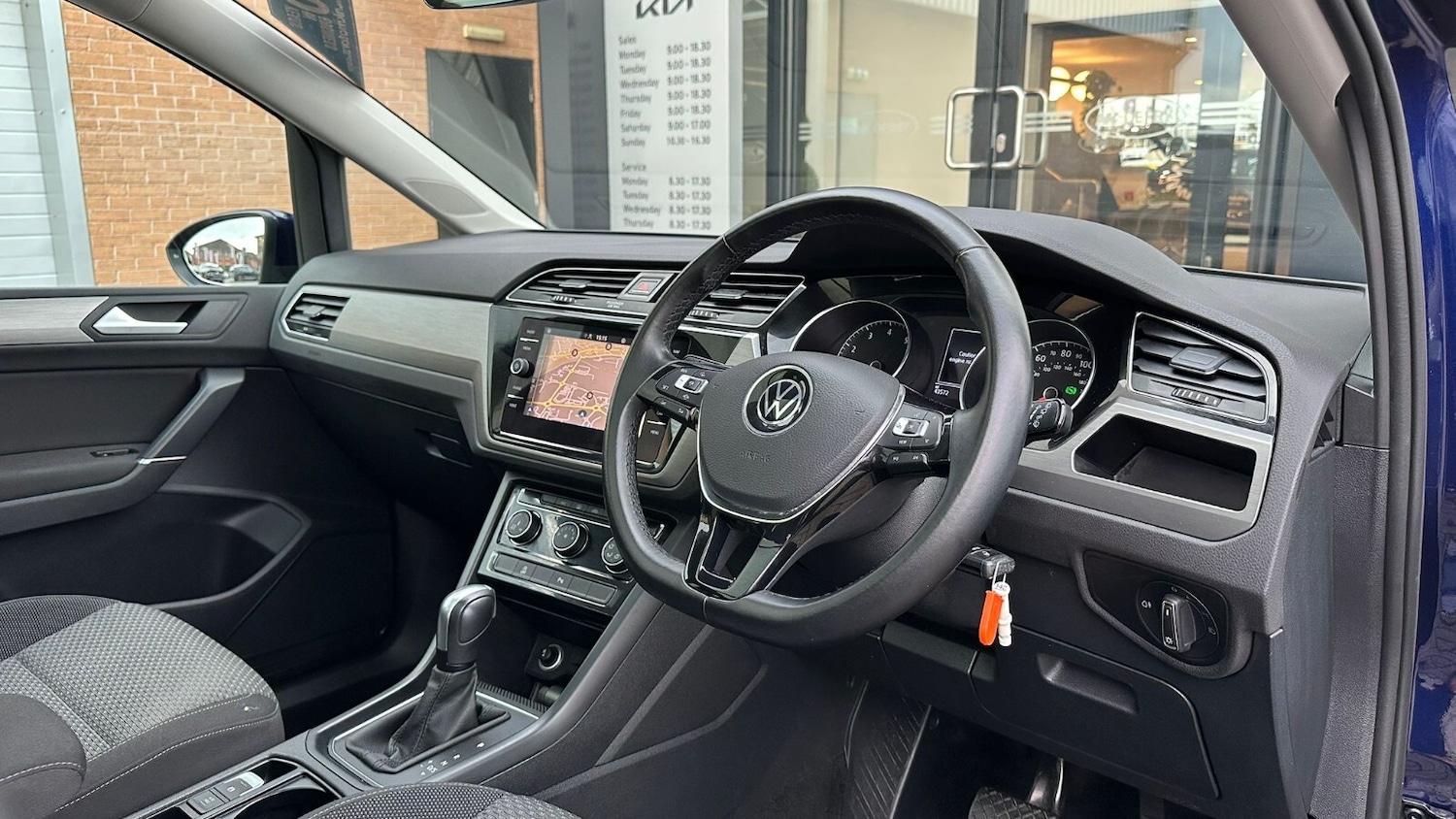 Used Volkswagen Touran 2022 for sale - 76552489: Photo 24