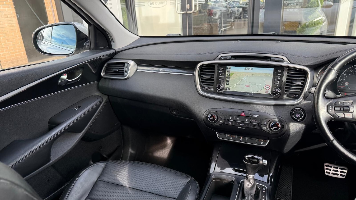 Used Kia Sorento 2017 for sale - 76344073: Photo 22