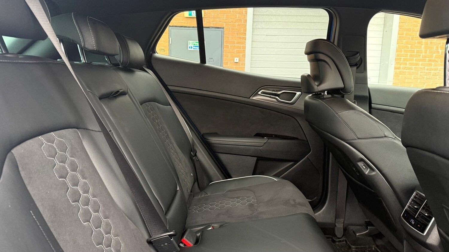 Used Kia Sportage 2025 for sale - 76276570: Photo 24