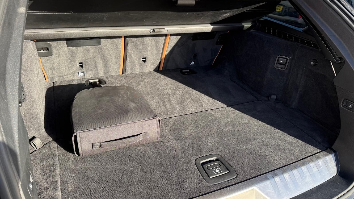 Used BMW 5 Series 2023 for sale - 76602966: Photo 7